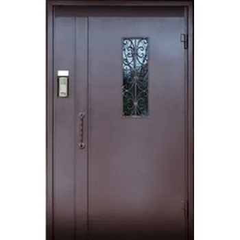 Подъездная дверь с решёткой